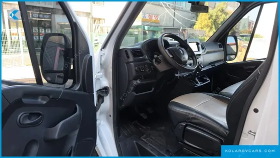 RENAULT KOREA MASTER 2.3 15-SEATER
