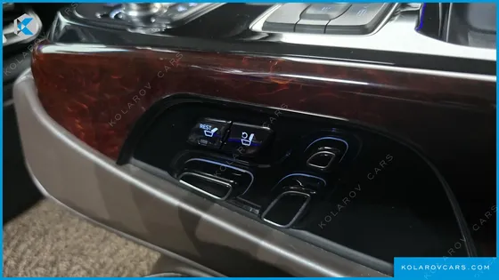 GENESIS EQ900 3.8 GDI AWD