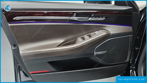 GENESIS EQ900 3.8 GDI AWD