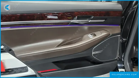 GENESIS EQ900 3.8 GDI AWD