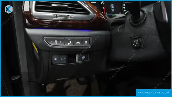 GENESIS EQ900 3.8 GDI AWD