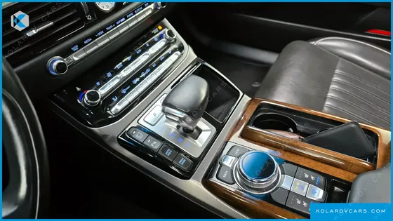 GENESIS EQ900 3.8 GDI AWD