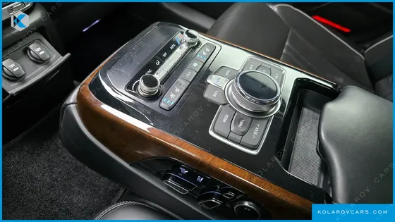 GENESIS EQ900 3.8 GDI AWD