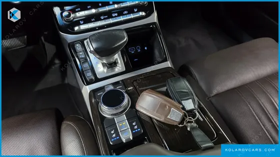 GENESIS EQ900 3.8 GDI AWD