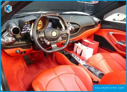 FERRARI F8 3.9 V8