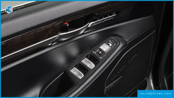 GENESIS EQ900 3.8 GDI AWD