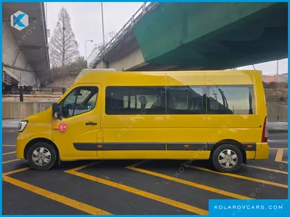 RENAULT KOREA MASTER SCHOOL BUS