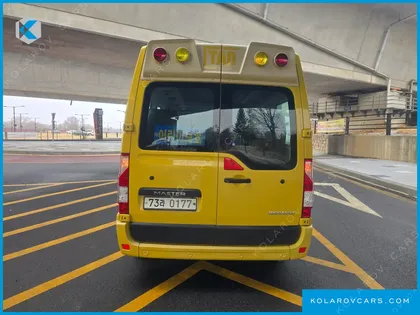 RENAULT KOREA MASTER SCHOOL BUS