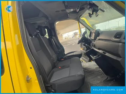 RENAULT KOREA MASTER SCHOOL BUS