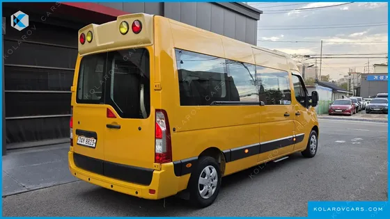 RENAULT KOREA MASTER SCHOOL BUS