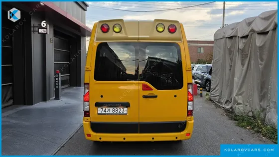 RENAULT KOREA MASTER SCHOOL BUS