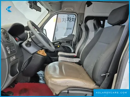 RENAULT KOREA MASTER 2.3 15-SEATER