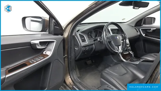 VOLVO XC60 D4