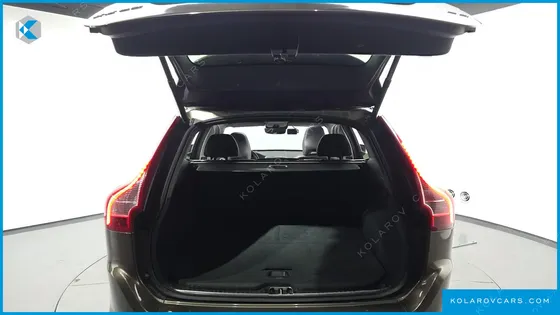 VOLVO XC60 D4
