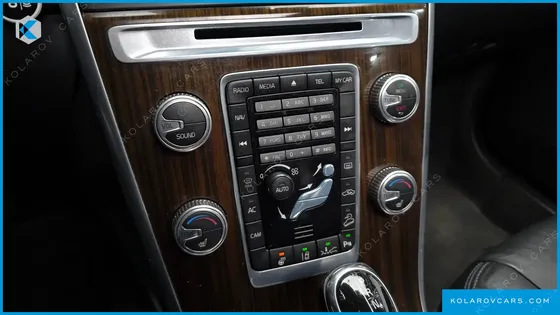 VOLVO XC60 D5 AWD