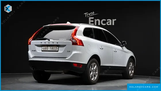 VOLVO XC60 D4