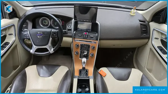 VOLVO XC60 D4