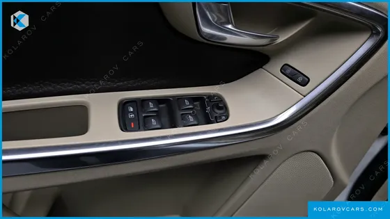 VOLVO XC60 D4
