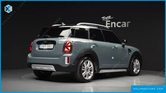 MINI COUNTRYMAN CLASSIC PLUS LAUNCH PACK