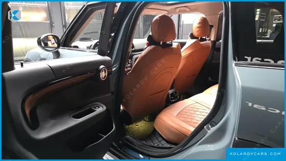 MINI COUNTRYMAN CLASSIC PLUS LAUNCH PACK
