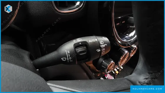 MINI COUNTRYMAN CLASSIC PLUS LAUNCH PACK