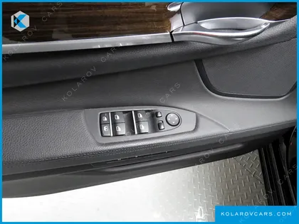 BMW 7 SERIES 740I