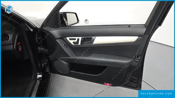 MERCEDES C-CLASS C200 CGI AVANTGARDE STYLE PACKAGE