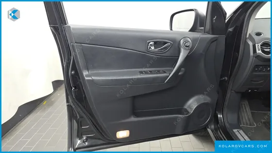RENAULT KOREA QM5 GASOLINE 2WD RE