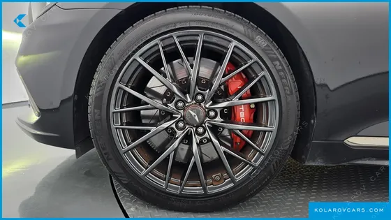 GENESIS G80 3.3 T-GDI AWD