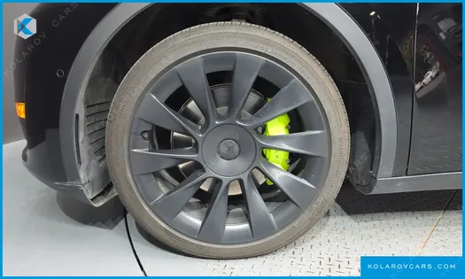 TESLA MODEL Y LONG RANGE AWD
