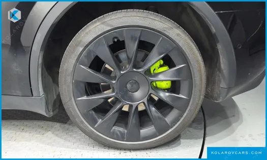 TESLA MODEL Y LONG RANGE AWD