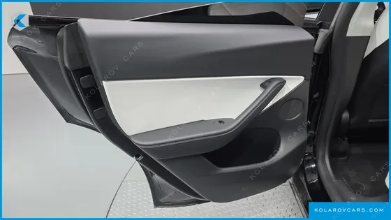 TESLA MODEL Y LONG RANGE AWD