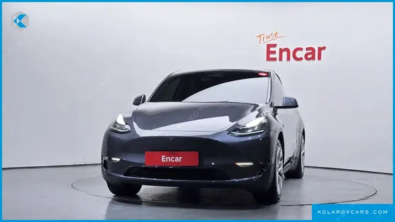 TESLA MODEL Y STANDARD RANGE RWD