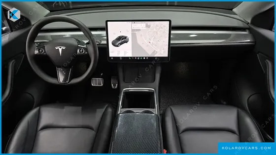 TESLA MODEL Y STANDARD RANGE RWD