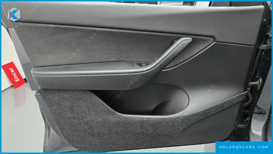 TESLA MODEL Y STANDARD RANGE RWD