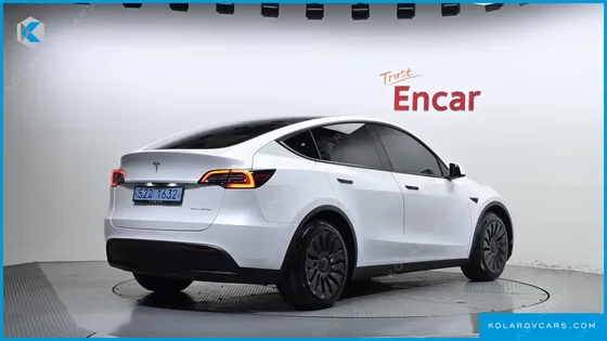 TESLA MODEL Y LONG RANGE AWD