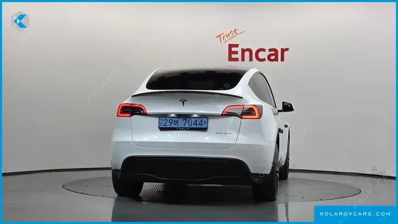 TESLA MODEL Y LONG RANGE AWD