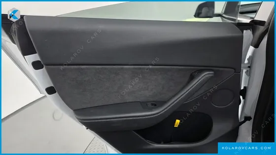 TESLA MODEL Y LONG RANGE AWD