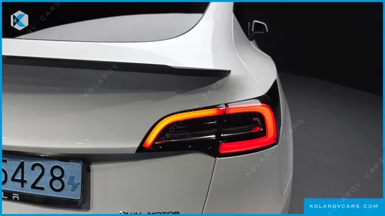 TESLA MODEL Y LONG RANGE AWD