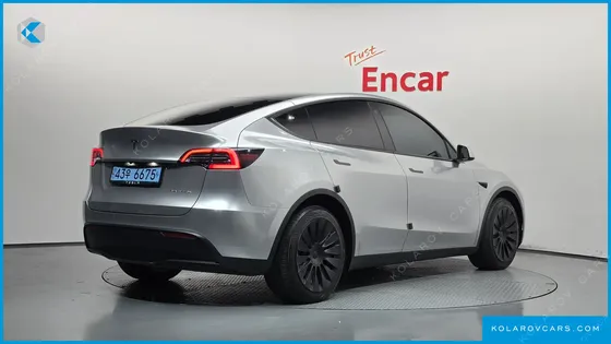 TESLA MODEL Y LONG RANGE AWD