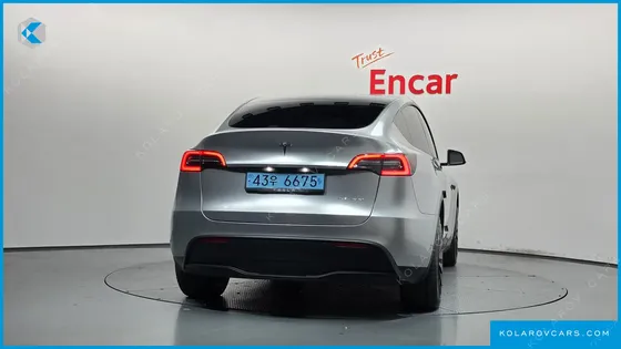 TESLA MODEL Y LONG RANGE AWD