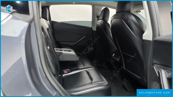 TESLA MODEL Y LONG RANGE AWD