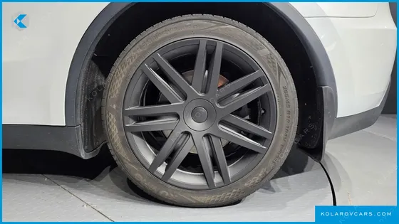 TESLA MODEL Y RWD