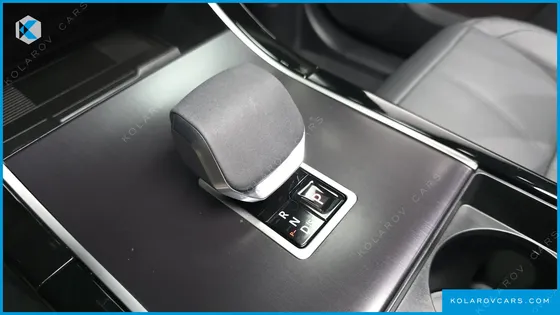 LAND ROVER RANGE ROVER VELAR 2.0 P250 DYNAMIC SE