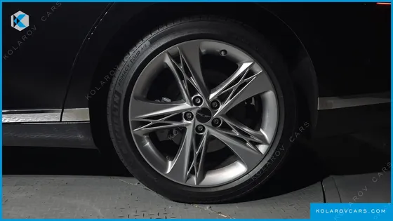 GENESIS G90 GASOLINE 3.5 TURBO AWD