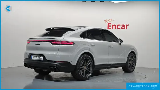 PORSCHE CAYENNE 3.0 COUPE PLATINUM EDITION