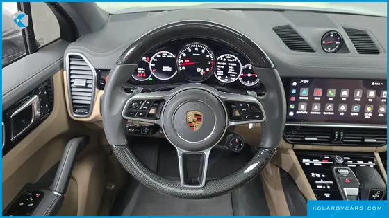 PORSCHE CAYENNE 3.0 COUPE PLATINUM EDITION