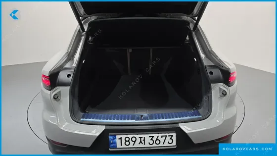 PORSCHE CAYENNE 3.0 COUPE PLATINUM EDITION