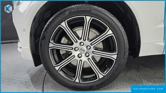 VOLVO XC60 D5 INSCRIPTION