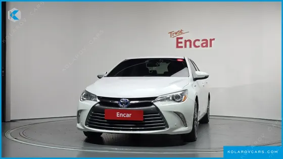 TOYOTA CAMRY HYBRID LE